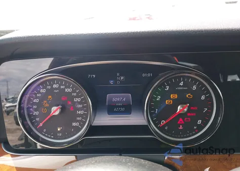 2019 Mercedes-Benz E 300 4Matic z USA, uszkodzony, nr VIN WDDZF4KB3KA525715